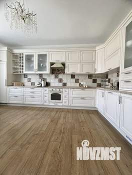 Дом 237м², 2-этажный, участок 8 сот.