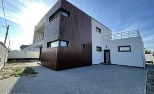 Дом 224м², 2-этажный, участок 11 сот.