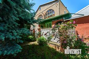 Дом 292м², 4-этажный, участок 12 сот.