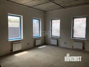 Дом 247м², 2-этажный, участок 4 сот.