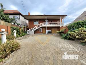 Дом 267м², 2-этажный, участок 4 сот.