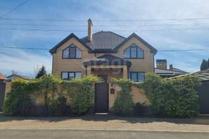 Дом 284м², 3-этажный, участок 8 сот.