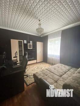 Дом 296м², 2-этажный, участок 10 сот.