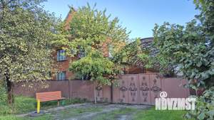 Дом 174м², 2-этажный, участок 11 сот.