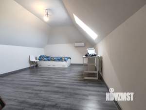 Дом 100м², 2-этажный, участок 3 сот.