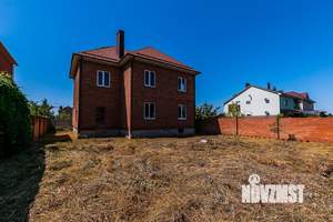 Дом 232м², 2-этажный, участок 8 сот.