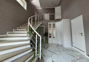 Дом 254м², 2-этажный, участок 10 сот.