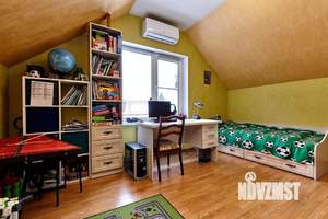 Дом 99м², 2-этажный, участок 6 сот.