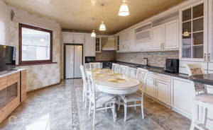 Дом 285м², 2-этажный, участок 15 сот.