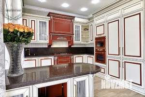 Дом 1378м², 3-этажный, участок 25 сот.