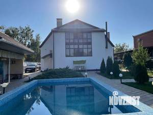 Дом 304м², 2-этажный, участок 10 сот.