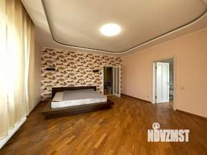 Дом 450м², 2-этажный, участок 10 сот.