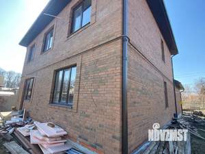 Дом 190м², 2-этажный, участок 4 сот.