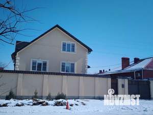 Дом 281м², 3-этажный, участок 8 сот.