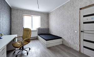 Дом 137м², 2-этажный, участок 4 сот.