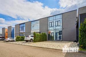 Таунхаус 136м², 2-этажный, участок 2 сот.