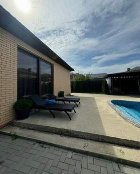 Дом 178м², 1-этажный, участок 8 сот.