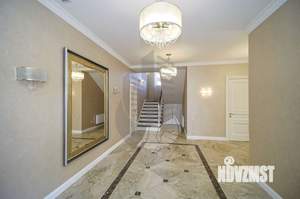 Дом 360м², 2-этажный, участок 10 сот.