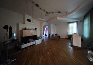 Дом 280м², 2-этажный, участок 16 сот.