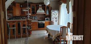 Дом 350м², 2-этажный, участок 7 сот.