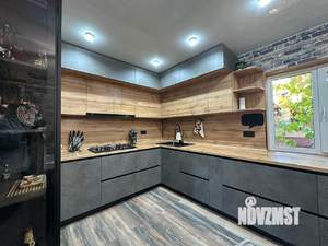 Дом 145м², 2-этажный, участок 4 сот.