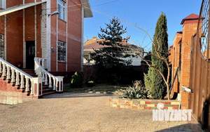 Дом 268м², 3-этажный, участок 16 сот.