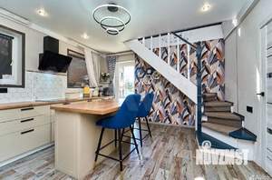 Дом 214м², 2-этажный, участок 7 сот.