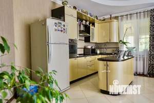 Дом 315м², 2-этажный, участок 5 сот.