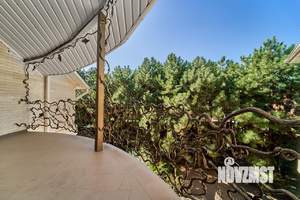 Дом 1156м², 3-этажный, участок 17 сот.