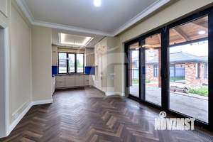 Дом 260м², 2-этажный, участок 9 сот.