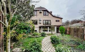 Дом 217м², 2-этажный, участок 5 сот.