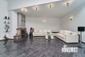 Дом 1156м², 3-этажный, участок 17 сот.