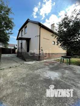 Дом 350м², 2-этажный, участок 4 сот.