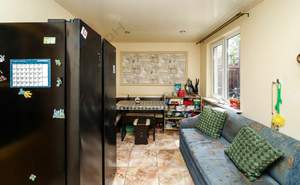 Дом 79м², 2-этажный, участок 5 сот.