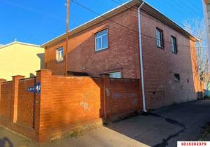 Дом 289м², 2-этажный, участок 4 сот.