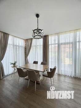 Дом 237м², 2-этажный, участок 8 сот.