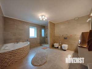 Дом 305м², 2-этажный, участок 6 сот.