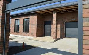 Дом 221м², 1-этажный, участок 6 сот.