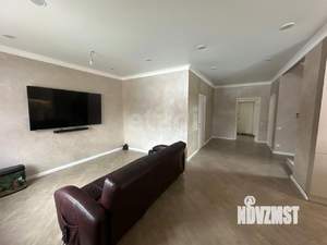 Дом 183м², 2-этажный, участок 9 сот.