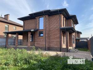 Коттедж 210м², 2-этажный, участок 5 сот.