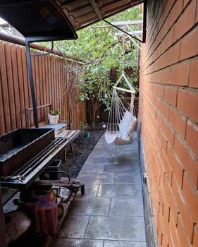 Дом 106м², 2-этажный, участок 5 сот.