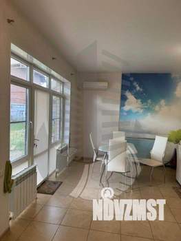 Дом 110м², 2-этажный, участок 4 сот.