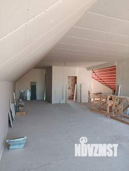 Дом 233м², 2-этажный, участок 4 сот.