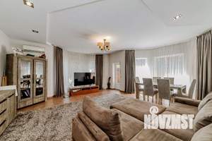 Дом 250м², 2-этажный, участок 6 сот.