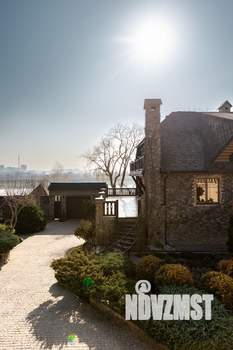 Дом 400м², 2-этажный, участок 40 сот.