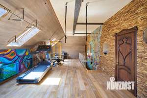 Коттедж 280м², 2-этажный, участок 8 сот.