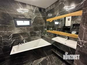 Дом 146м², 5-этажный, участок 4 сот.