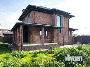 Коттедж 210м², 2-этажный, участок 5 сот.