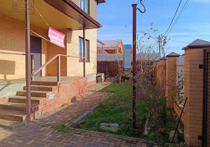 Дом 206м², 2-этажный, участок 8 сот.