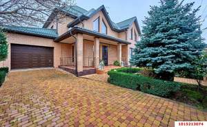 Дом 246м², 2-этажный, участок 10 сот.